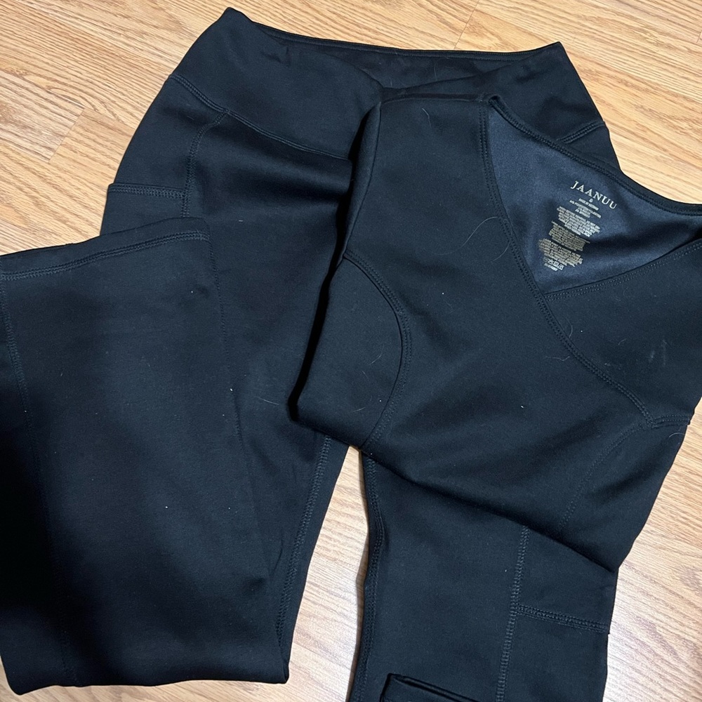 Black jannuu scrubs